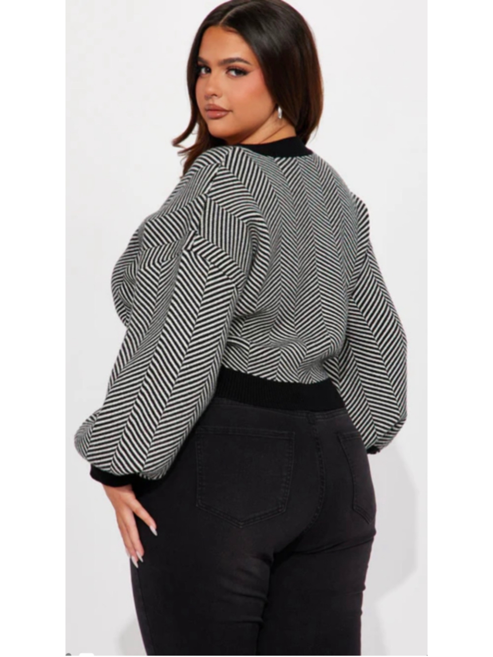 Fashion Nova Cardigan Size M Black White Chevron Knit Sweater NWT - Picture 6 of 12